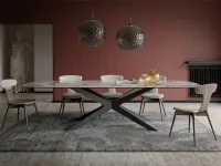 Blade table in porcelain stoneware by Tonin Casa.