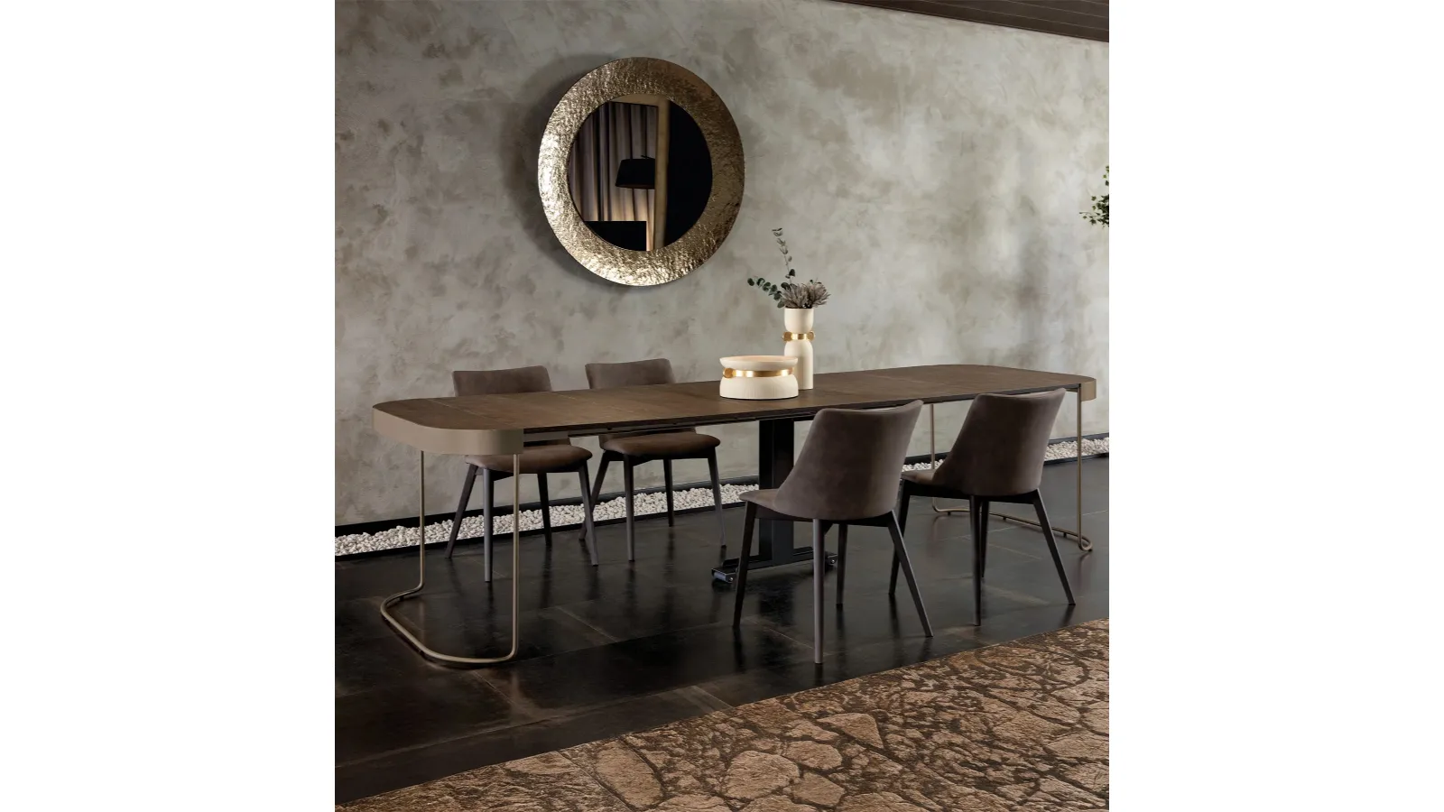 Tonin Casa's extendable Cora console.