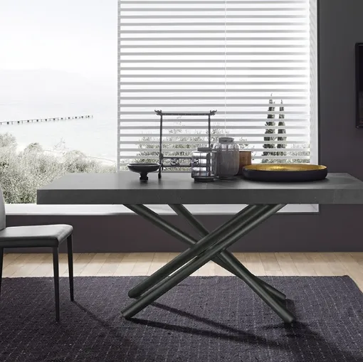 Fahrenheit extendable table with Altacom melamine top