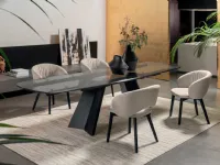 Icaro extendable glass table by Calligaris