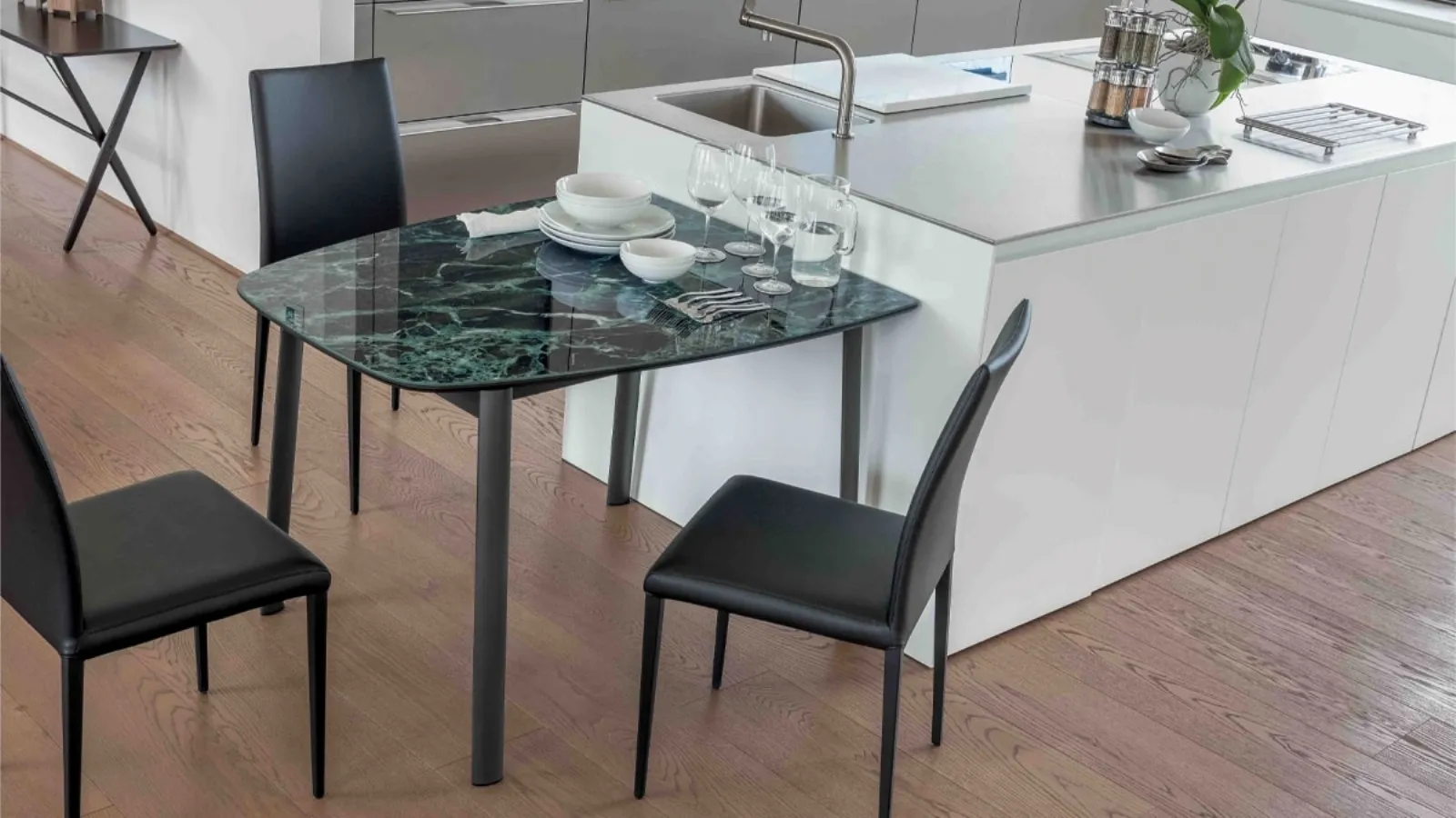 Ribot extendable table by Altacom