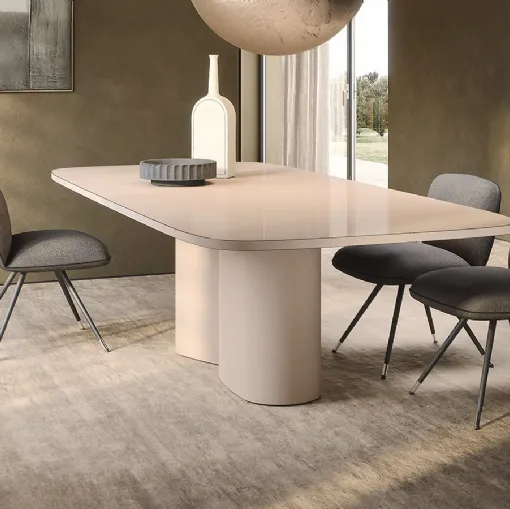 Glossy lacquered Sabi table by Pianca