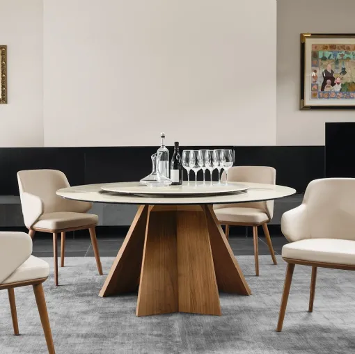 Susan round table in ceramic by Calligaris