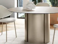 Round Yoroi ceramic table by Calligaris