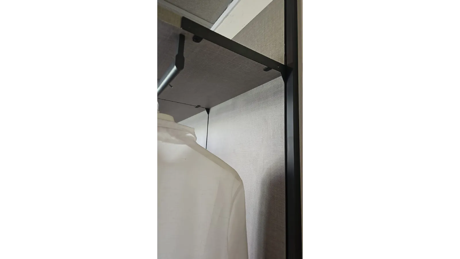 ADOK TA - TAC wardrobe