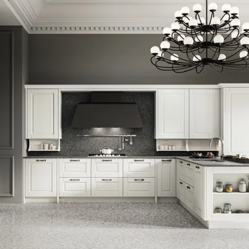 Classic Kitchen with Asolo 04 peninsula by Arredo3.