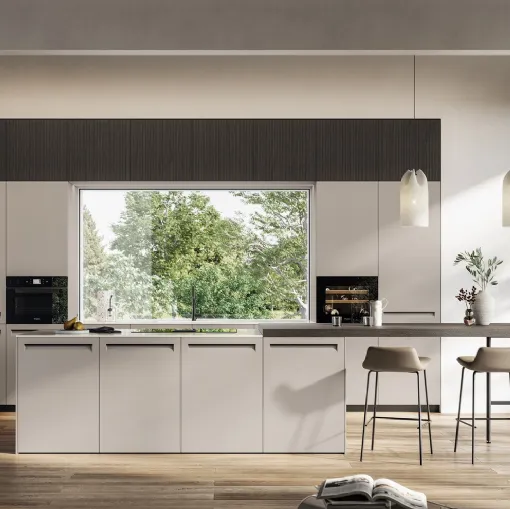 Modern Kitchen with Tekna 01 island by Arredo3