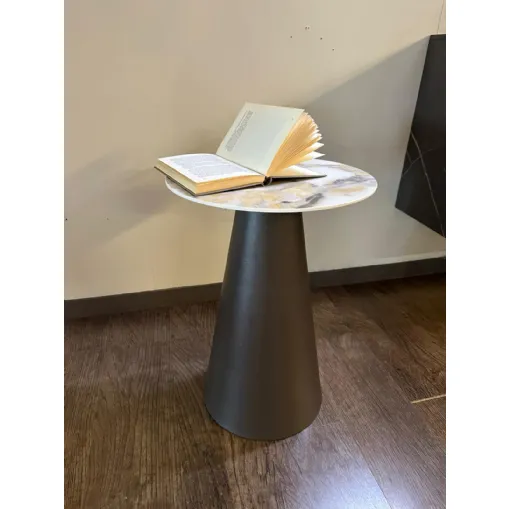 Translate the following phrase