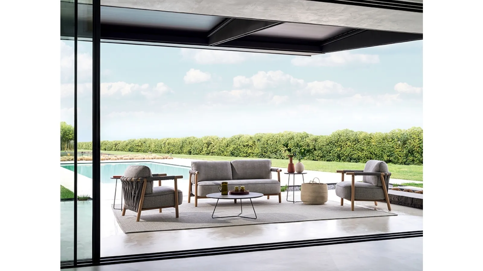 Nathy fabric and wood sofa by Ditre Italia