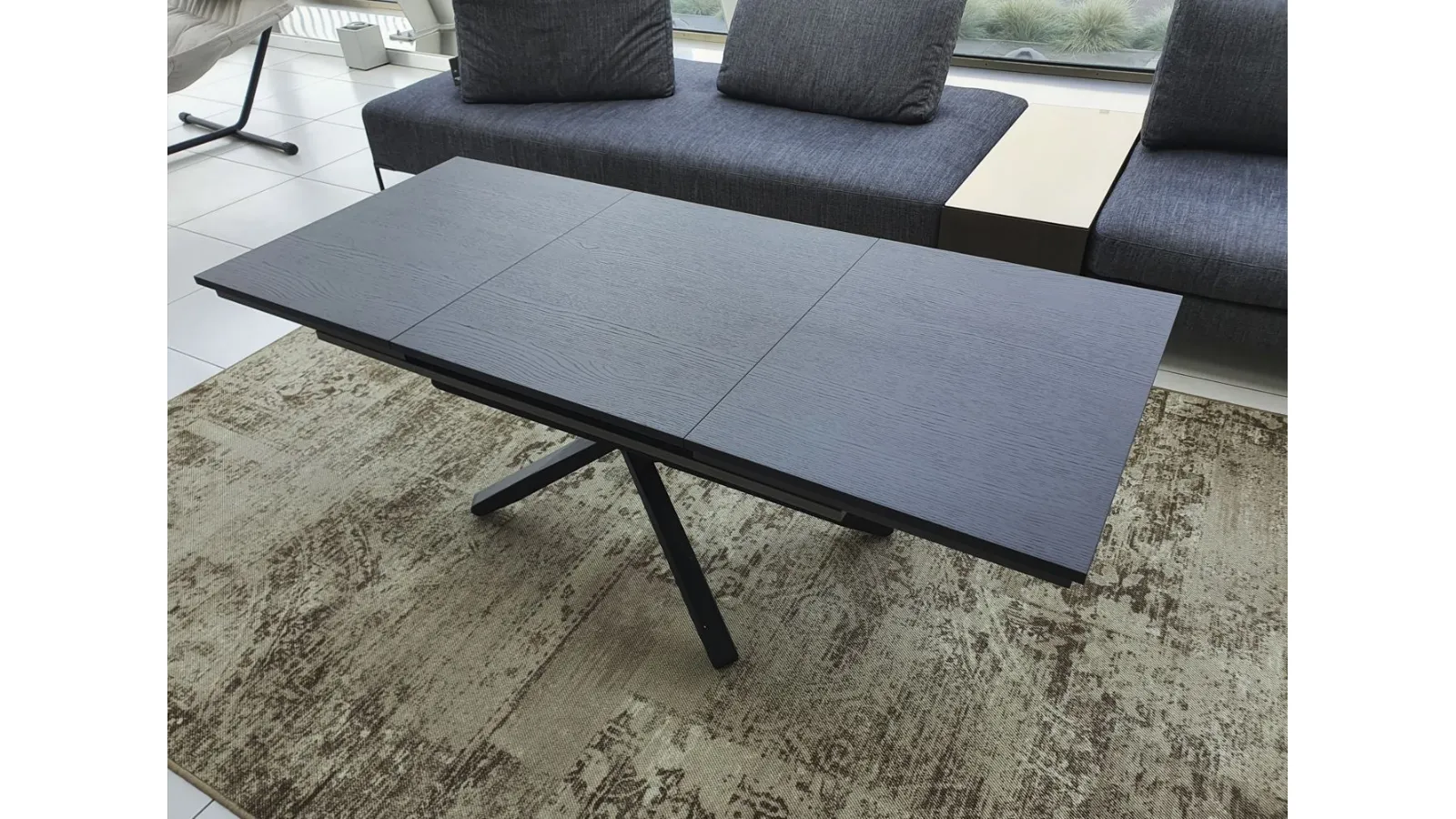 translate the following sentence into