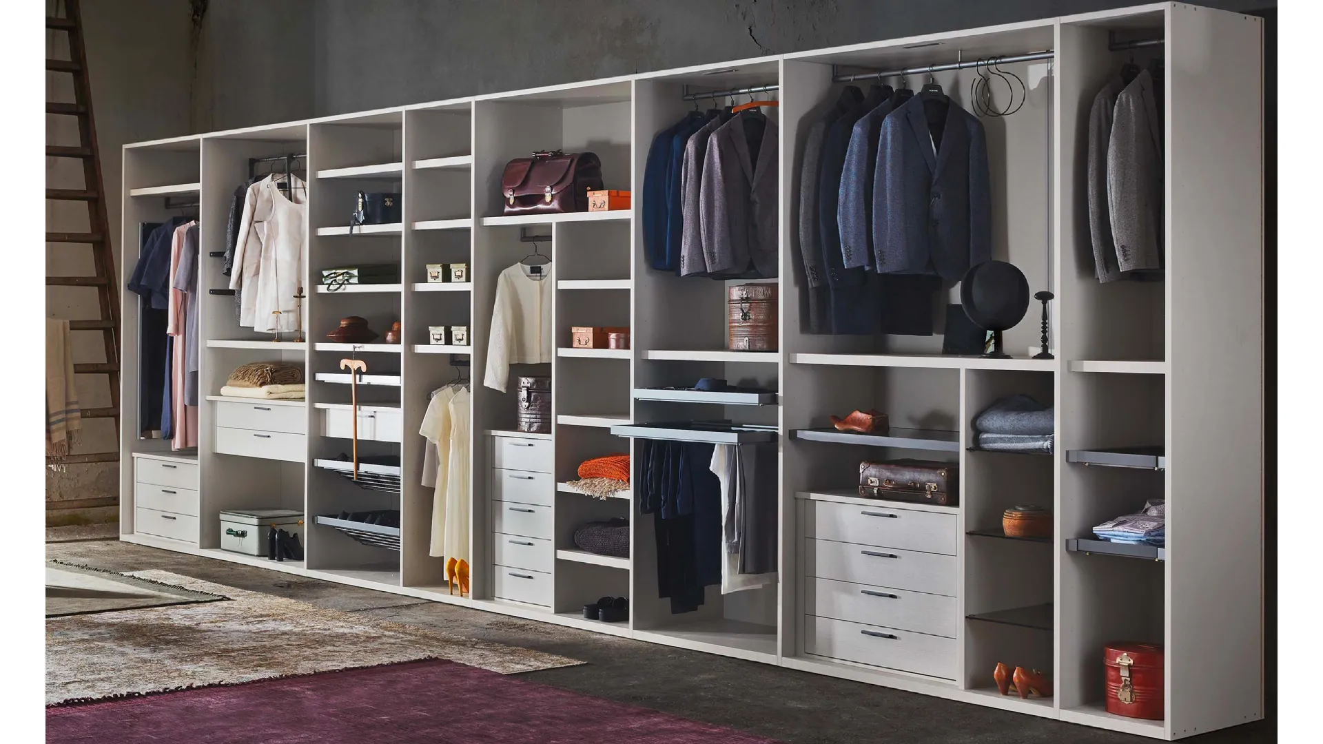 zanette walk-in closet