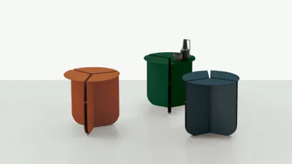 Metal coffee table Hold by Target Point.