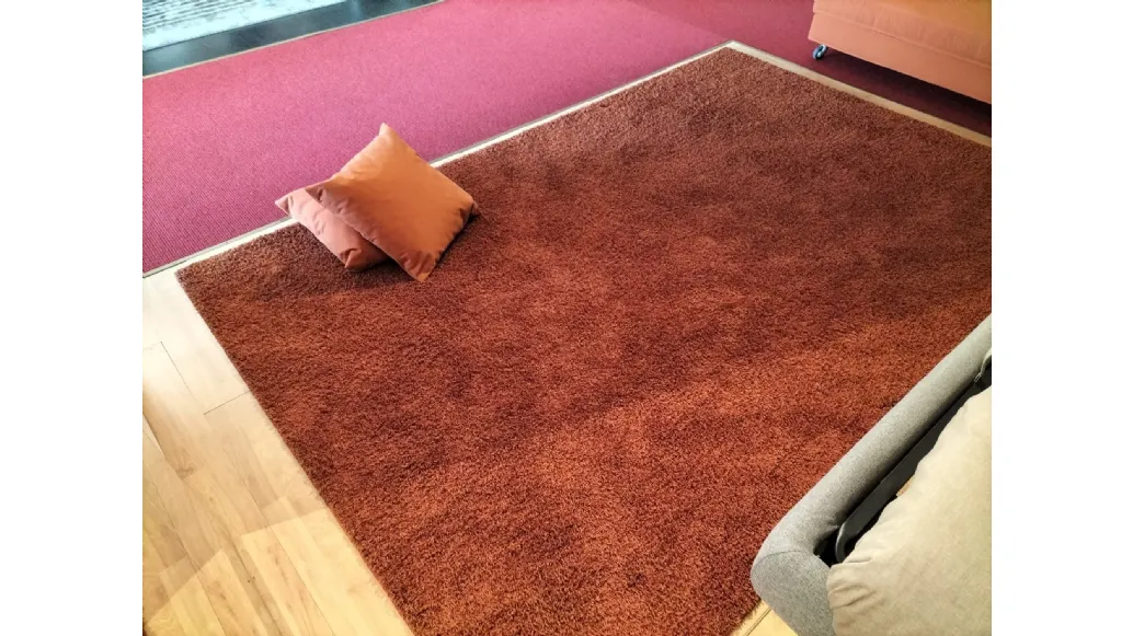 MOVE shaggy rug