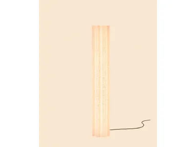 Lucerama Floor lamp made of recycled polyethylene by Miniforms.