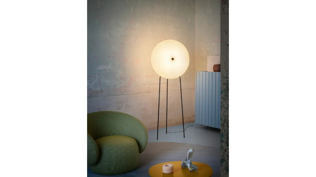 Rificolona Floor lamp in recycled polyethylene by Miniforms.