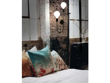 Smith wall lamp by Cattaneo.