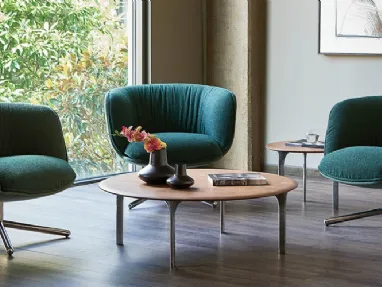 BomBom 4 Stars armchair in padded fabric with a steel base by Infiniti.