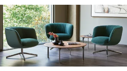 BomBom 4 Stars armchair in padded fabric with a steel base by Infiniti.