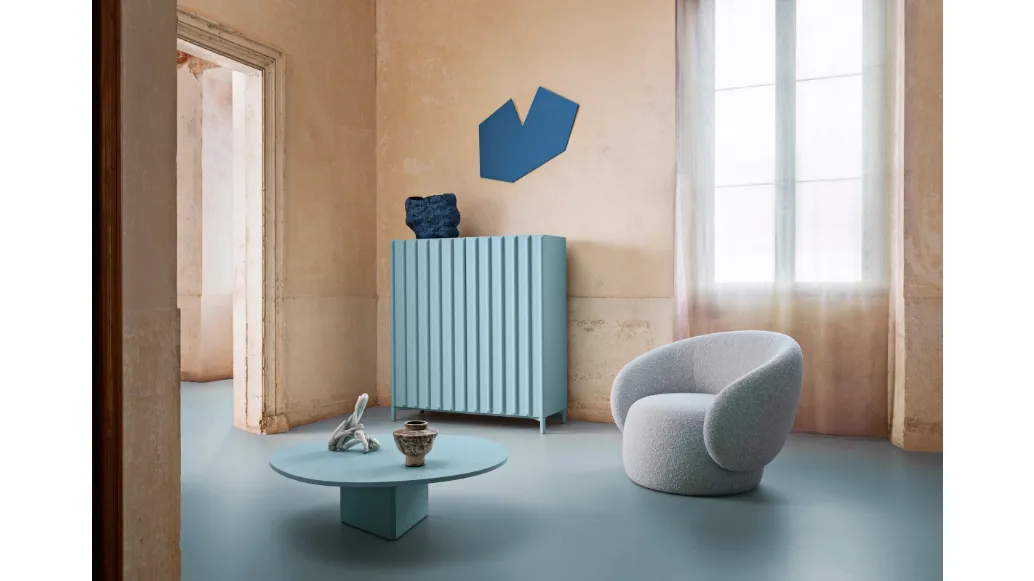 Nebulona armchair by Miniforms.