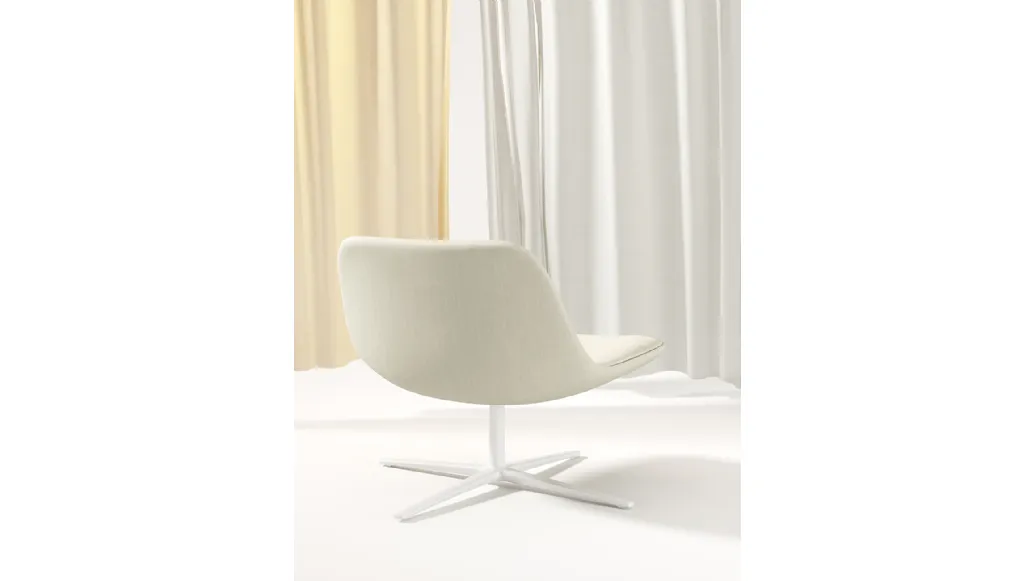 Pure Loop Lounge armchair in padded fabric with 4-spoke aluminum base by Infiniti.