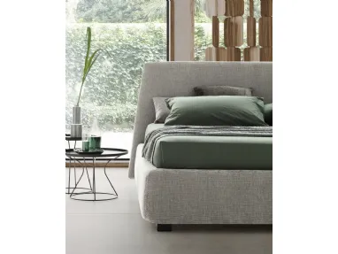 Calvin Bed by Le Comfort