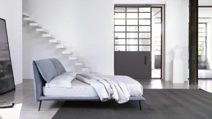 Upholstered fabric bed Eos by Noctis.