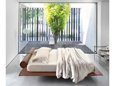 Flamingo Leather Bed by Noctis.