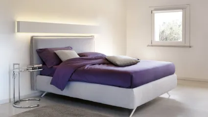 Moody storage bed by Noctis.