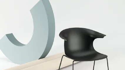 Loop Mono Sled chair by Infiniti