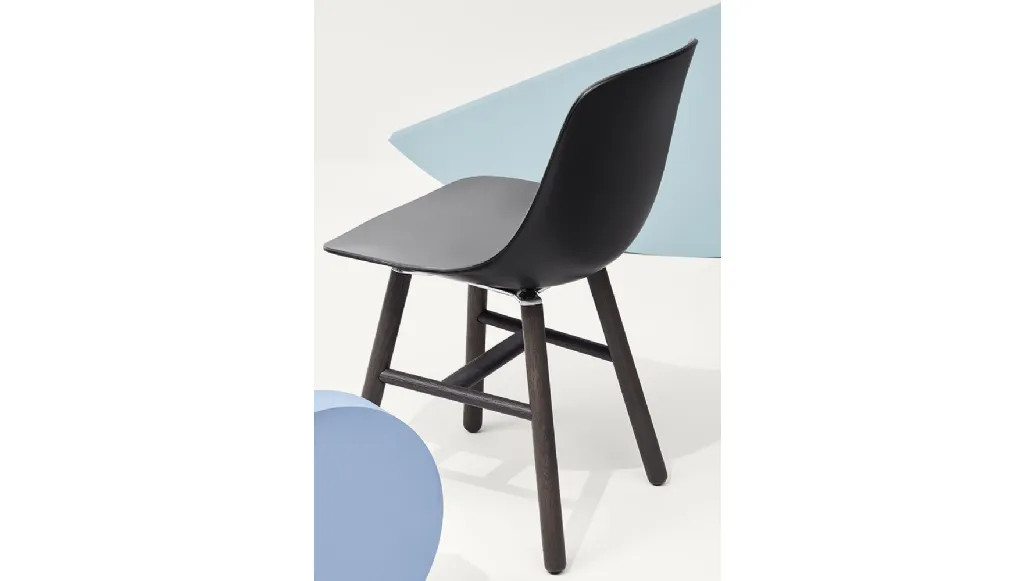 Pure Loop Binuance Retro chair with Grey Slate and Carbon Black polypropylene shell with a Black painted Oak base by Infiniti.