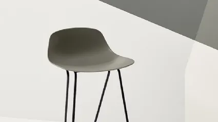 Pure Loop Mini Stool in polypropylene by Infiniti