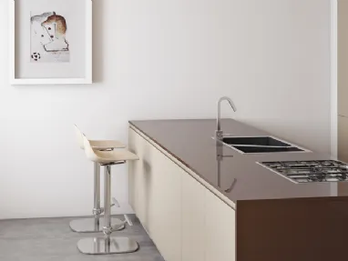 Pure Loop Mini Stool by Infiniti