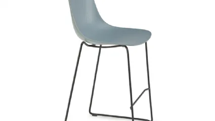 Pure Loop Mono Kitchen stool with polypropylene shell and tubular steel frame by Infiniti.