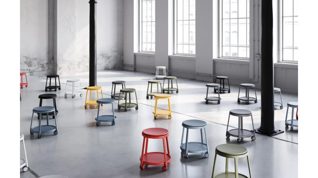 Round&Roll stool by Infiniti
