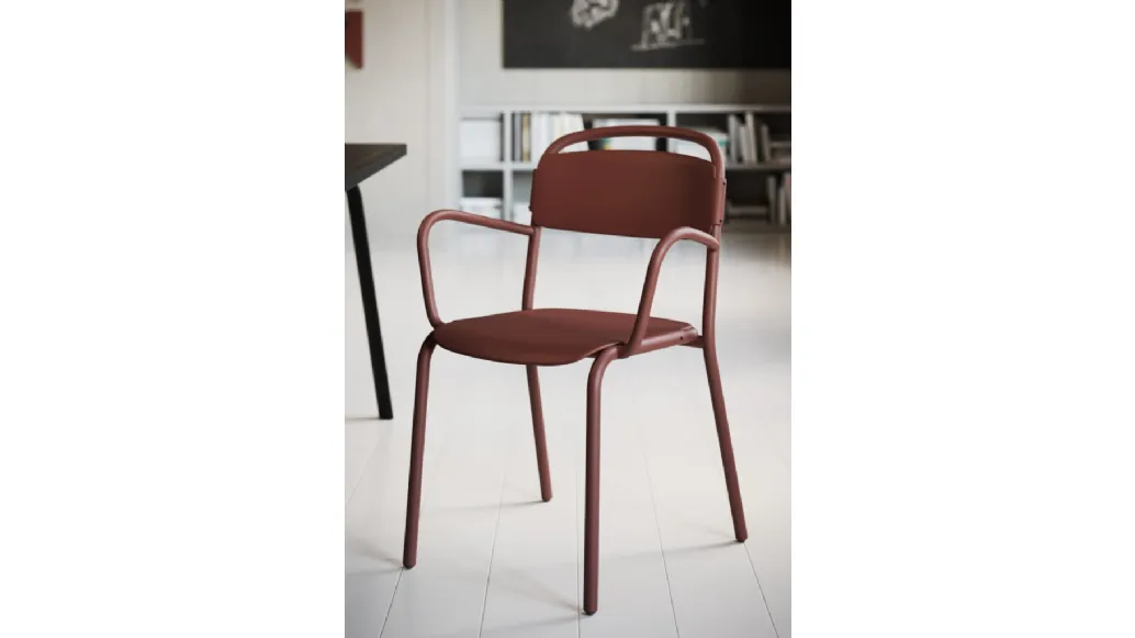 Skol armchair by Infiniti.