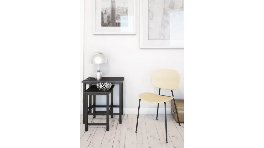 Round Chair 4 Legs in Natural Oak with steel structure by Infiniti