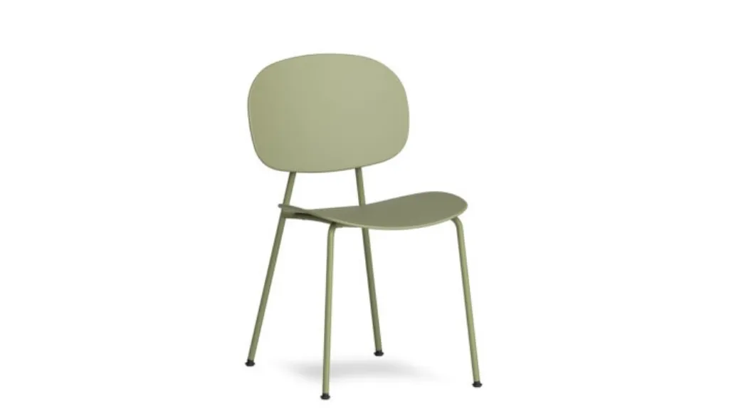 Pop Round Chair in polypropylene and steel by Infiniti.