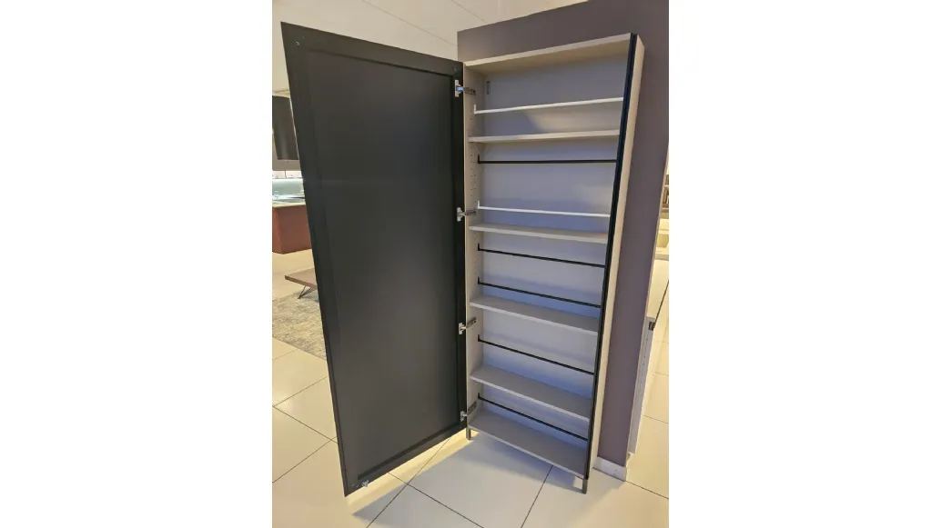 SHOERACK WELCOME BIRE