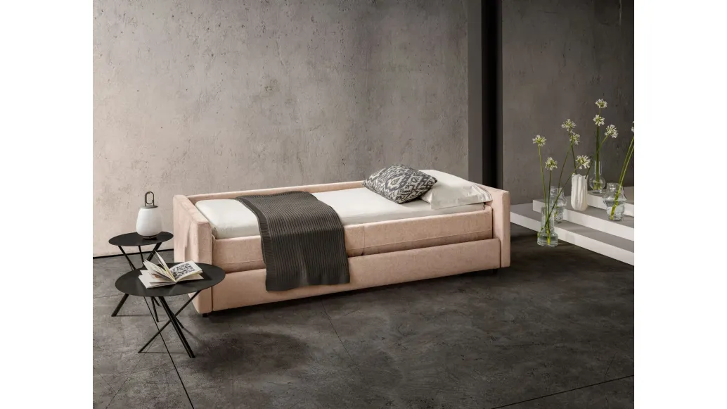 Convertible sofa bed Below by Samoa
