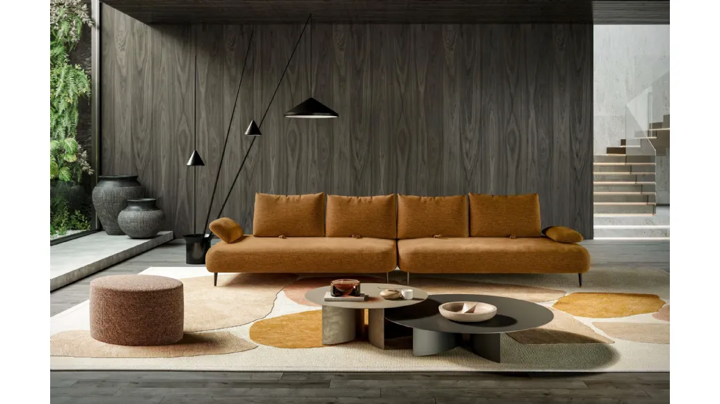 Linear sofa Fanny by Le Comfort.