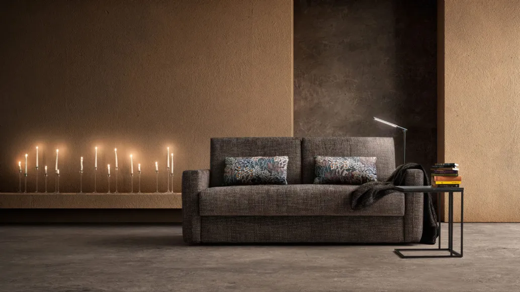 Linear Shape sofa bed by Samoa.