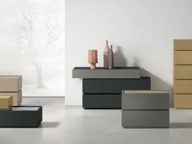Night Replay group in materic or lacquered finish by Tomasella.