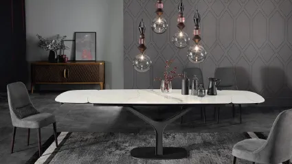 Extendable table with Ariston ceramic top by Tonin Casa