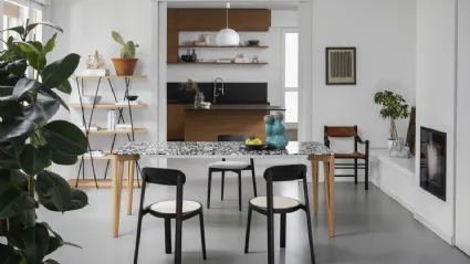 Extendable Decapo table by Miniforms