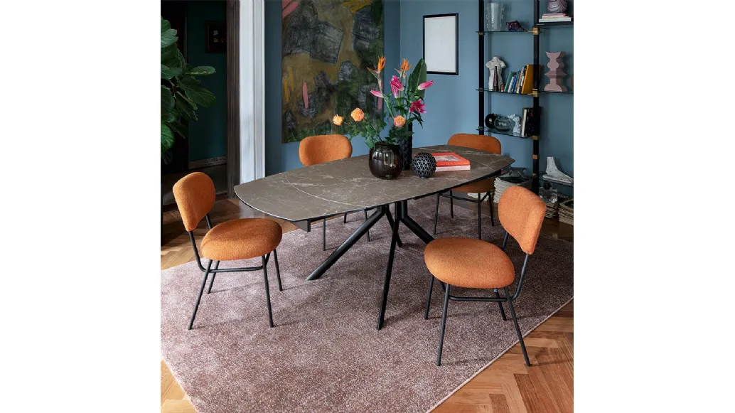 Extendable table Jupiter Plus by Connubia.