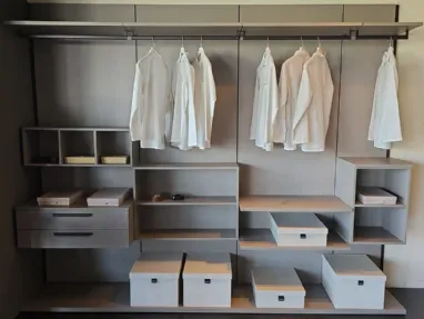 WALK-IN CLOSET ADOK TA -