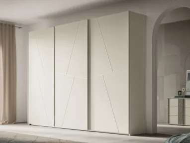 Ardecò Metropolis Mother-of-pearl wardrobe by Spagnol Mobili.