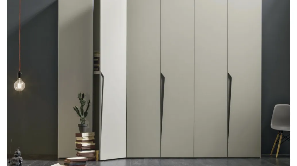 Wardrobe with hinged door Drop by Tomasella