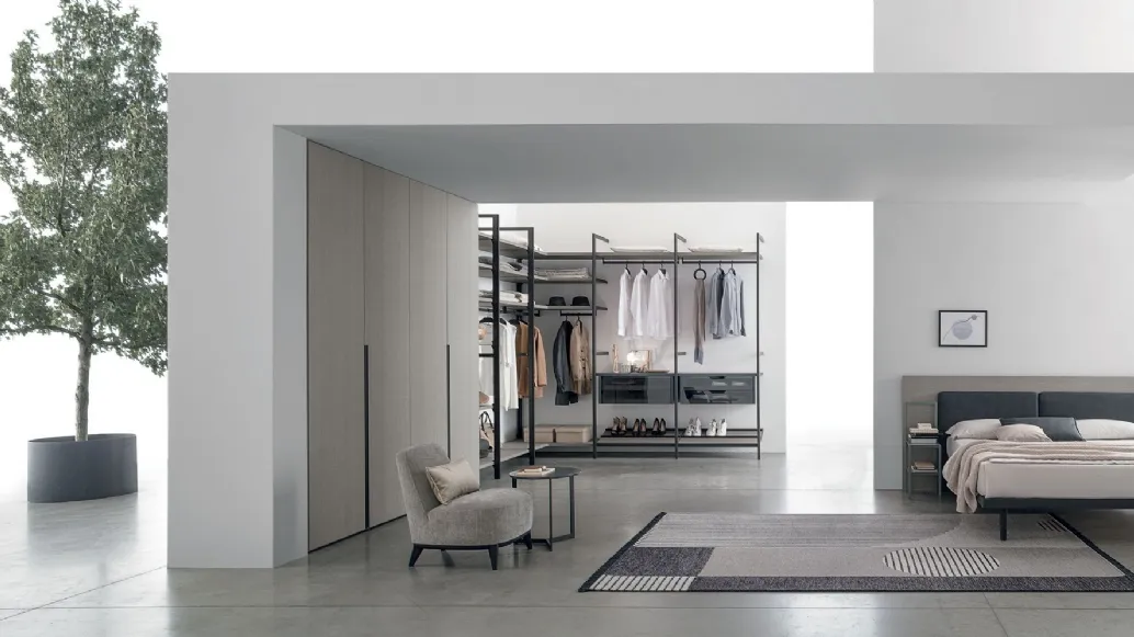 Liberty walk-in closet by Tomasella