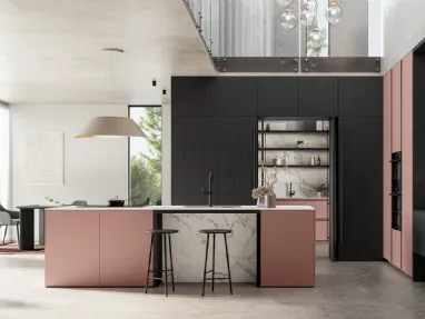 Modern kitchen with Time 06 island in matte lacquer and wood by Arredo3.